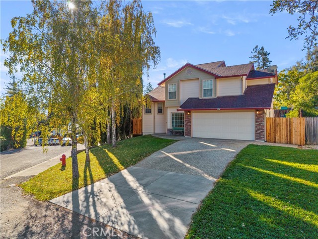 Detail Gallery Image 3 of 50 For 255 Robles, Lakeport,  CA 95453 - 3 Beds | 2/1 Baths