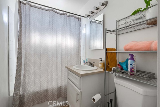 Detail Gallery Image 8 of 18 For 1016 Meredith Dr, Bakersfield,  CA 93304 - 3 Beds | 1 Baths