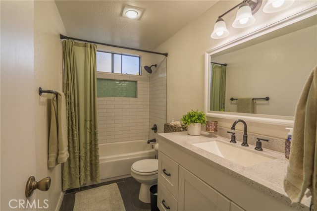 Detail Gallery Image 20 of 28 For 835 W Sepulveda St a,  San Pedro,  CA 90731 - 2 Beds | 2 Baths