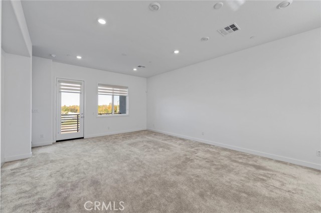 398 Merit, Irvine CA: https://media.crmls.org/medias/45a076a0-215b-4b60-9ea4-2a635dac8890.jpg