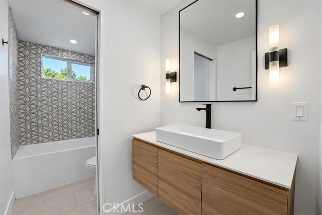 11158 Orion Ave photo 28