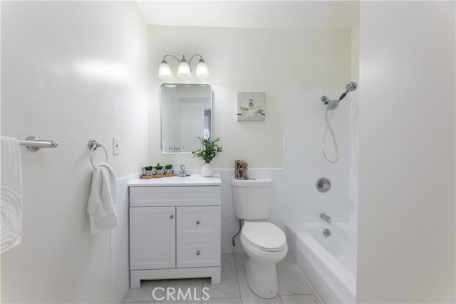 Detail Gallery Image 23 of 50 For 6119 Blackthorne Ave, Lakewood,  CA 90712 - 3 Beds | 2 Baths