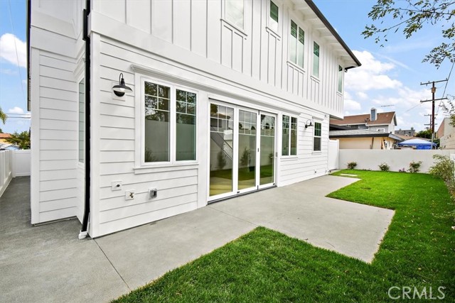 2406 Mathews Avenue, Redondo Beach, California 90278, 4 Bedrooms Bedrooms, ,3 BathroomsBathrooms,Residential,Sold,Mathews,SB21216691