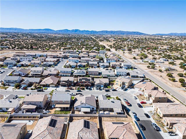 12936 Tehachapi Street, Hesperia CA: https://media.crmls.org/medias/45a1b067-f36e-435d-a907-04bae153f4c6.jpg