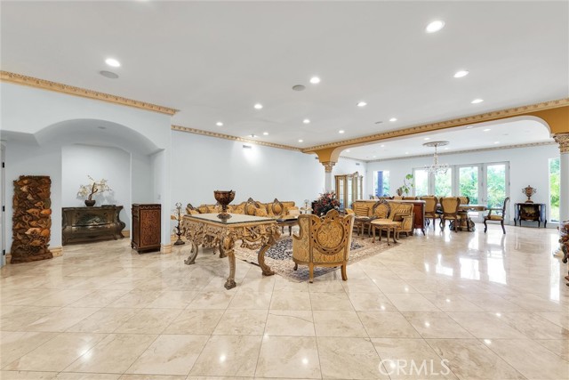 22349 Dolorosa Street, Woodland Hills CA: https://media.crmls.org/medias/45a1c465-e5b0-4052-a67d-97cfd2964b70.jpg