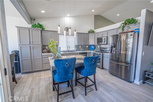 Detail Gallery Image 15 of 65 For 6317 Prairie Ct, Quartz Hill,  CA 93536 - 4 Beds | 2 Baths