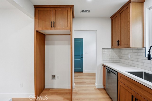 Detail Gallery Image 12 of 32 For 1634 Turrill, San Bernardino,  CA 92411 - 3 Beds | 3 Baths