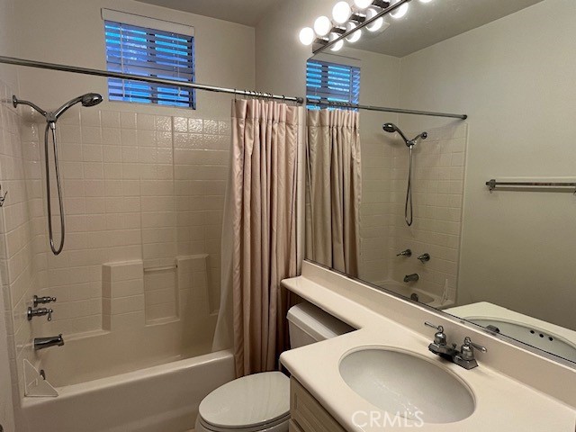 Detail Gallery Image 22 of 24 For 1101 Reggio Aisle, Irvine,  CA 92606 - 2 Beds | 2 Baths