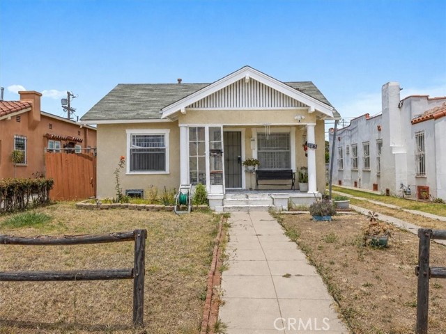 1119 W 84th PL