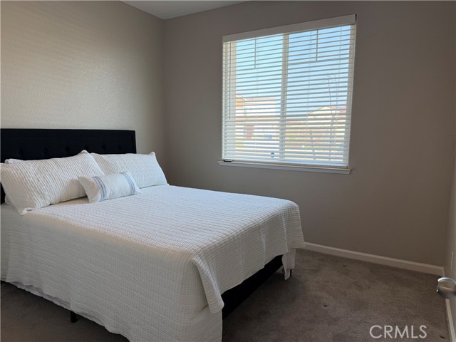 Detail Gallery Image 8 of 13 For 826 Courtney Ct, Merced,  CA 95348 - 4 Beds | 3 Baths