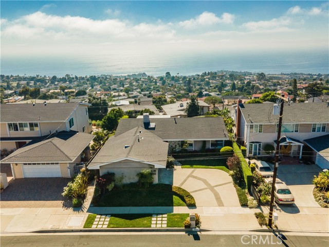 28303 Ella Road, Rancho Palos Verdes, California 90275, 3 Bedrooms Bedrooms, ,2 BathroomsBathrooms,Residential,Sold,Ella,PV21205489