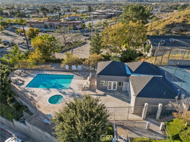 Detail Gallery Image 3 of 26 For 18209 Sierra #4,  Canyon Country,  CA 91351 - 2 Beds | 2 Baths