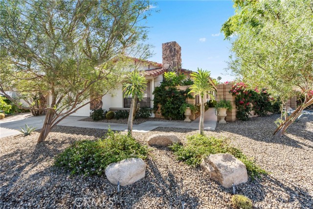 Detail Gallery Image 4 of 21 For 40472 Periwinkle Ct, Palm Desert,  CA 92260 - 3 Beds | 2 Baths