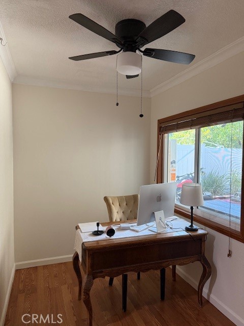 Detail Gallery Image 13 of 33 For 7363 Caldus Ave, Lake Balboa,  CA 91406 - 3 Beds | 2 Baths