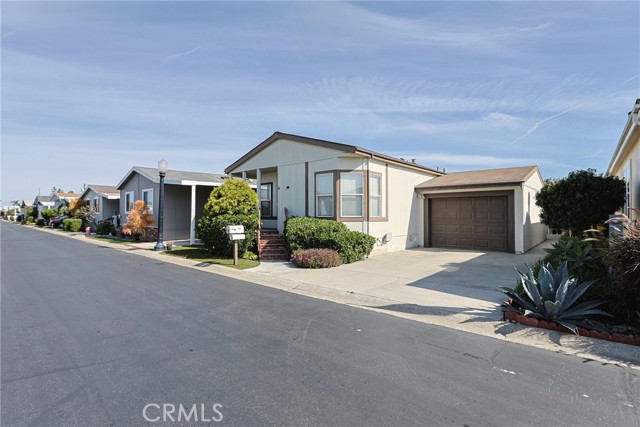 Detail Gallery Image 41 of 42 For 7700 Lampson, Garden Grove,  CA 92841 - 2 Beds | 2 Baths