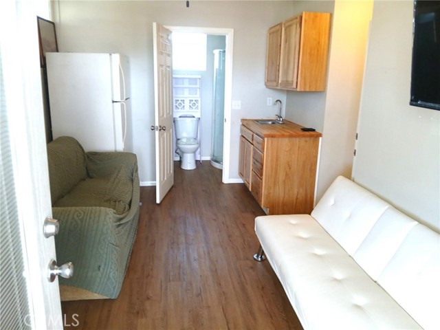 Detail Gallery Image 4 of 11 For 1382 Western, San Jacinto,  CA 92583 - 1 Beds | 1 Baths