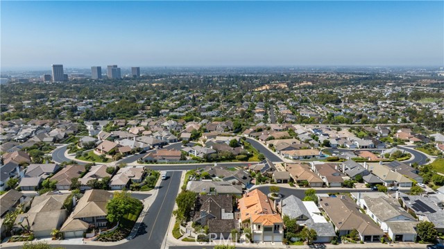 Detail Gallery Image 44 of 54 For 2001 Yacht Resolute, Newport Beach,  CA 92660 - 3 Beds | 2/1 Baths