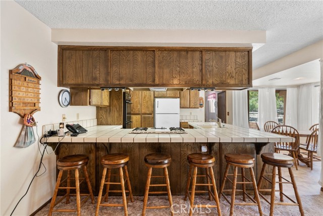 Detail Gallery Image 8 of 39 For 7370 Scrub Oak Dr, Wrightwood,  CA 92397 - 3 Beds | 2/1 Baths