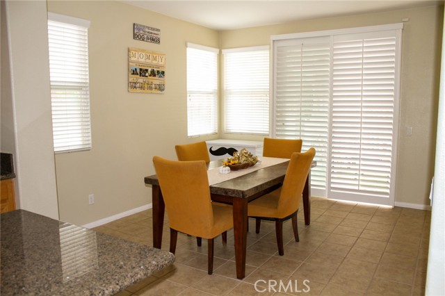 31532 Royal Oaks Drive, Temecula CA: https://media.crmls.org/medias/45a82b5c-3996-477e-9205-d2679642ffc2.jpg