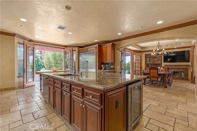780 W Aster Place, Santa Ana CA: https://media.crmls.org/medias/45aa1840-8bc9-4866-94fd-3ac38bdbac0f.jpg