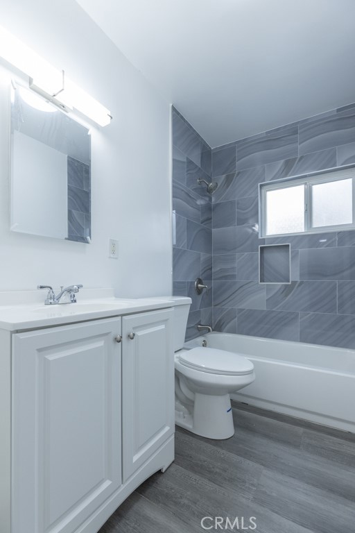 5476 Linden, Long Beach CA: https://media.crmls.org/medias/45aa1d5f-a927-44bb-8a03-ee72b7e097dc.jpg