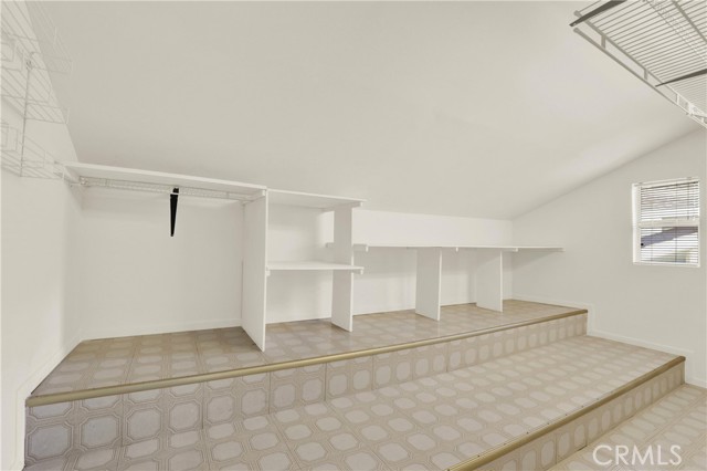 Image 36 of 46 For 8452 Deepview Drive