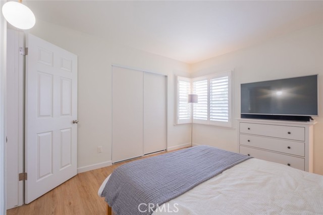Detail Gallery Image 22 of 32 For 23100 Mulholland Dr, Woodland Hills,  CA 91364 - 4 Beds | 2 Baths
