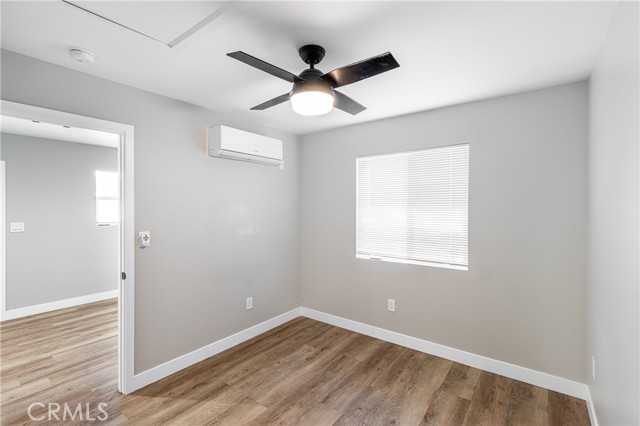 Detail Gallery Image 13 of 15 For 16440 Donmetz St, Granada Hills,  CA 91344 - 1 Beds | 1 Baths