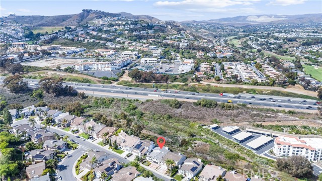 3208 Calle Grande, San Clemente CA: https://media.crmls.org/medias/45ab163b-c798-4b45-9aaf-8fc2f73a0faf.jpg