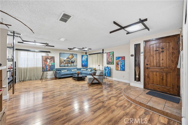 Detail Gallery Image 10 of 15 For 10025 Bexley Dr, Sacramento,  CA 95827 - 4 Beds | 2 Baths