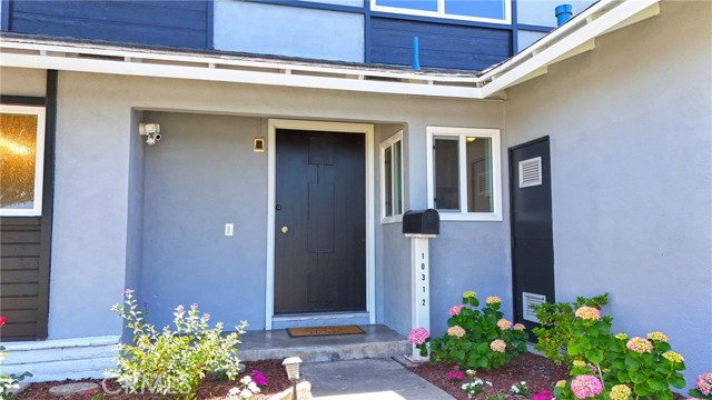 Detail Gallery Image 4 of 52 For 10312 Melric Ave, Westminster,  CA 92683 - 5 Beds | 3 Baths
