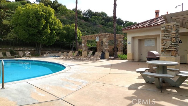 21107 Oakleaf Canyon Drive, Newhall CA: https://media.crmls.org/medias/45ac1c88-d539-4e0d-a0c0-4c65dbd54c86.jpg
