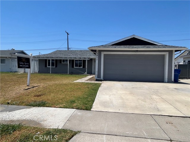 Detail Gallery Image 1 of 2 For 15911 Quartz St, Westminster,  CA 92683 - 4 Beds | 2 Baths