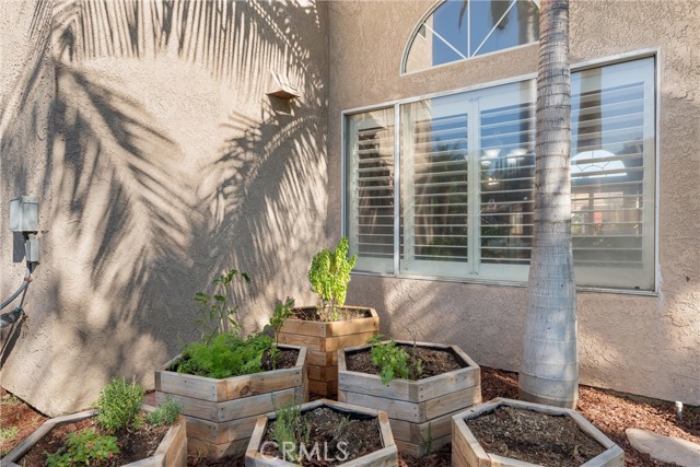 Detail Gallery Image 47 of 52 For 3480 Mountainside Cir, Corona,  CA 92882 - 4 Beds | 2/1 Baths