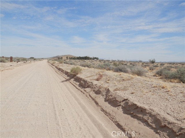 0 Holstead Road, Hinkley CA: https://media.crmls.org/medias/45adcda1-d98b-441e-a422-c5552701dbb1.jpg