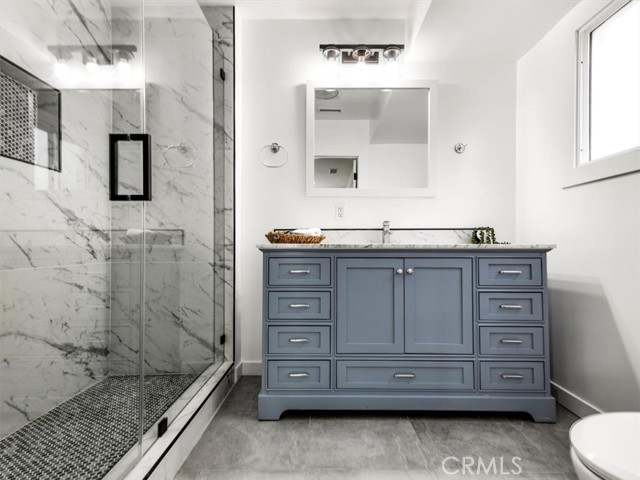 Detail Gallery Image 7 of 35 For 5111 Cimarron St, Los Angeles,  CA 90062 - 3 Beds | 2/1 Baths