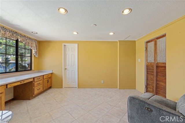 Detail Gallery Image 6 of 41 For 8038 Cyclamen Way, Buena Park,  CA 90620 - 4 Beds | 2 Baths