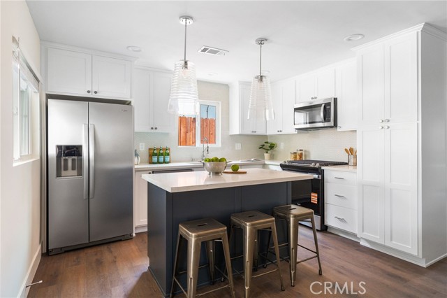 112 W Norwood Place, San Gabriel CA: https://media.crmls.org/medias/45af4c3c-6d35-4cbf-99ed-bc6dcfd822db.jpg