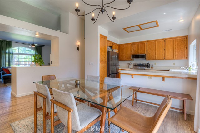 Detail Gallery Image 11 of 41 For 1918 Potter Rd, Chico,  CA 95928 - 3 Beds | 2 Baths