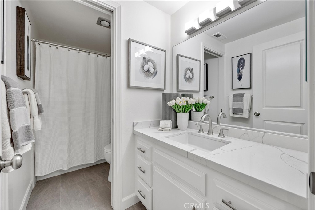 MLS #OC25132194 image #18