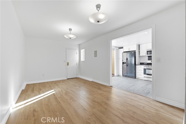 Detail Gallery Image 12 of 32 For 8633 Balboa #20,  Northridge,  CA 91325 - 3 Beds | 3 Baths