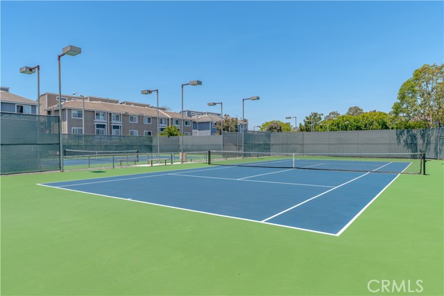 20251 Cape Coral Lane, Huntington Beach CA: https://media.crmls.org/medias/45b15e08-100b-487b-b82d-bc9c33c11efb.jpg