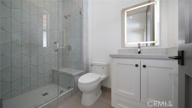 2421 Voorhees Avenue, Redondo Beach, California 90278, 4 Bedrooms Bedrooms, ,4 BathroomsBathrooms,Residential,Sold,Voorhees,PV21128390
