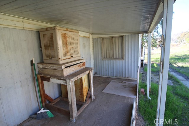 Detail Gallery Image 9 of 42 For 24190 Minton Rd, Homeland,  CA 92548 - 3 Beds | 1 Baths