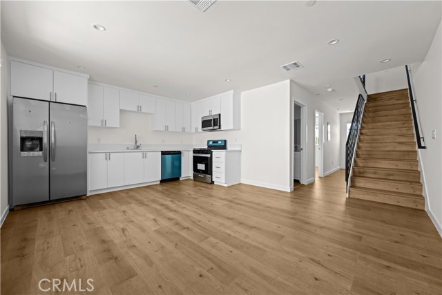 Detail Gallery Image 23 of 69 For 5218 Auckland Ave, Toluca Lake,  CA 91601 - – Beds | – Baths