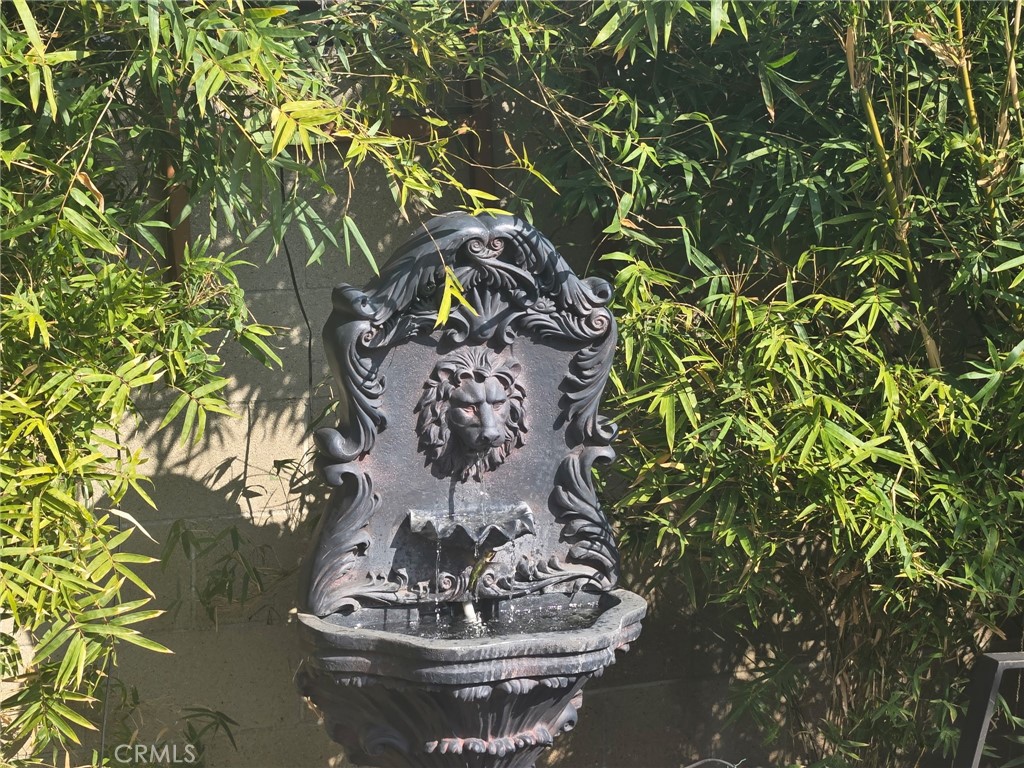 https://media.crmls.org/medias/45b7426a-7892-4116-b0fd-7b2688fbe4ac.jpg?preset=X-Large