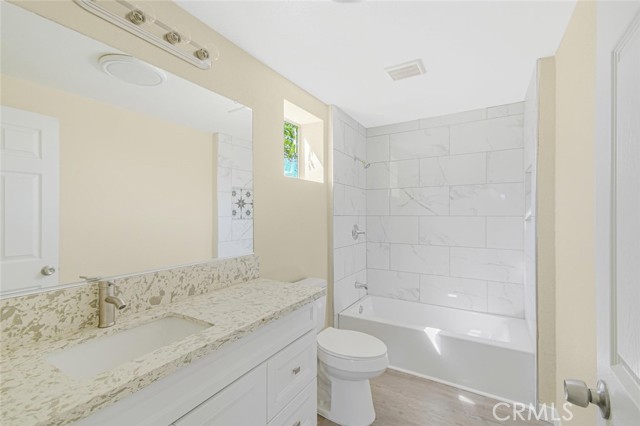 Detail Gallery Image 8 of 18 For 275 E Avenue P4, Palmdale,  CA 93550 - 3 Beds | 2 Baths