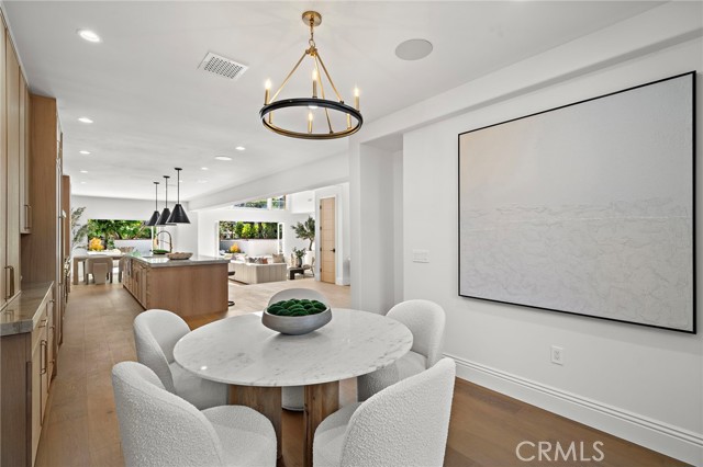 48 Belcourt Drive, Newport Beach CA: https://media.crmls.org/medias/45b906aa-24bb-4d3d-9e97-f1a35f52cfe7.jpg