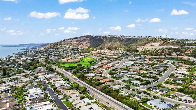 32702 Seven Seas Drive, Dana Point CA: https://media.crmls.org/medias/45b97a06-9247-43f7-8dce-206c2d23e1fb.jpg