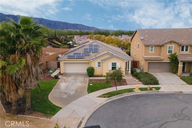 10894 Clover, Corona CA: https://media.crmls.org/medias/45b98514-54da-475d-a126-9f760dde99dc.jpg